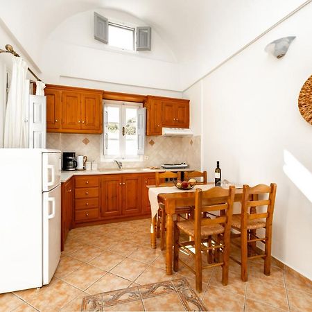 Villa By Hotel Thira Fira  Dış mekan fotoğraf
