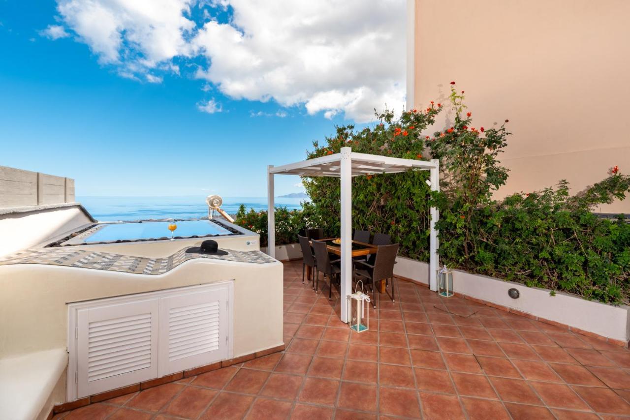Villa By Hotel Thira Fira  Dış mekan fotoğraf