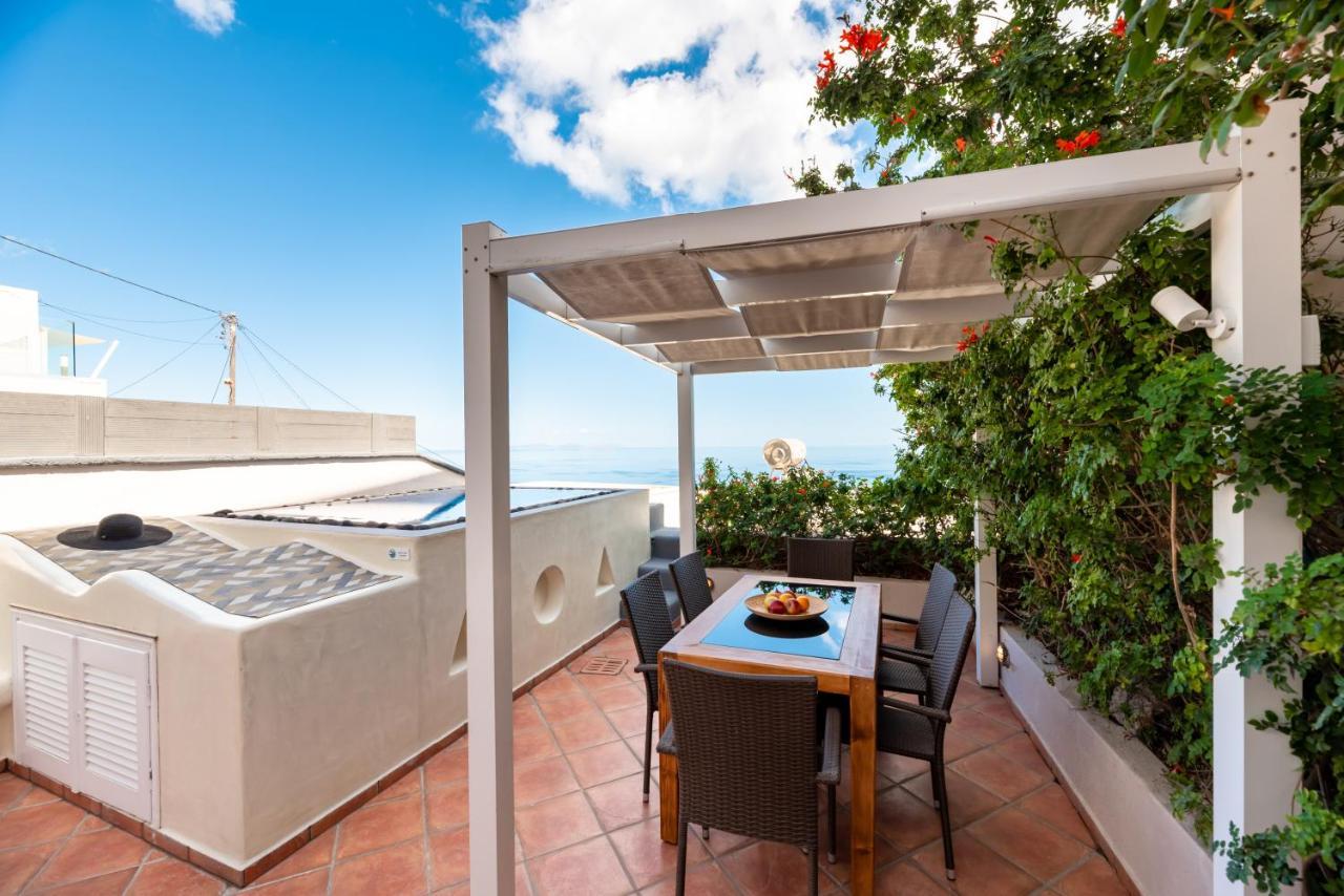 Villa By Hotel Thira Fira  Dış mekan fotoğraf