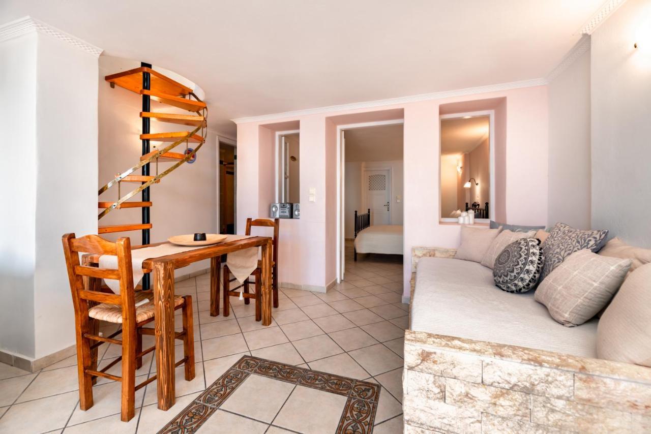 Villa By Hotel Thira Fira  Dış mekan fotoğraf