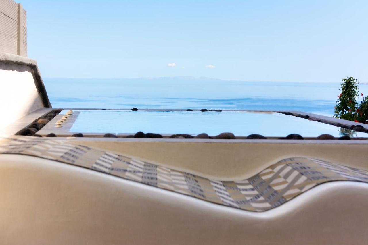 Villa By Hotel Thira Fira  Dış mekan fotoğraf