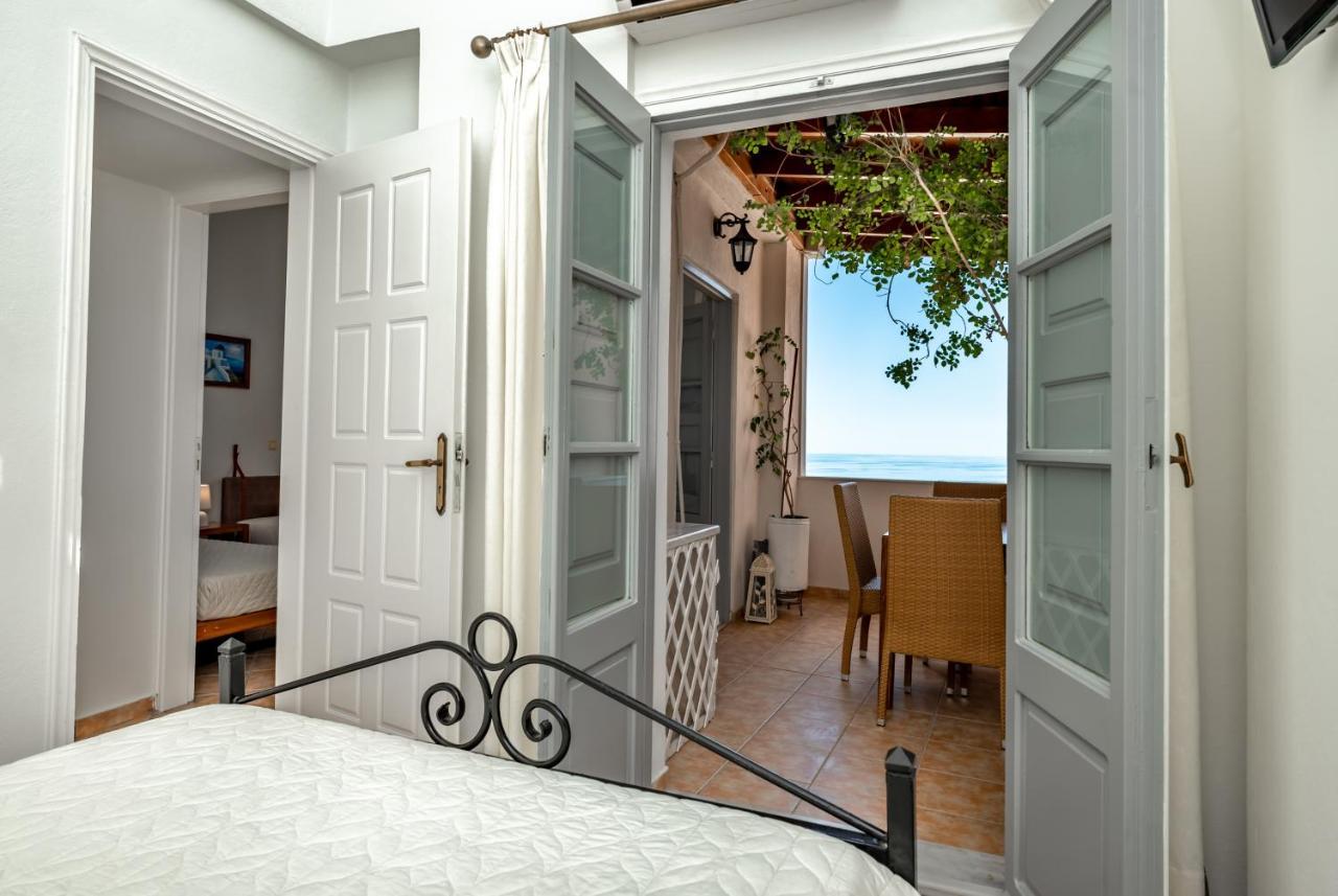 Villa By Hotel Thira Fira  Dış mekan fotoğraf