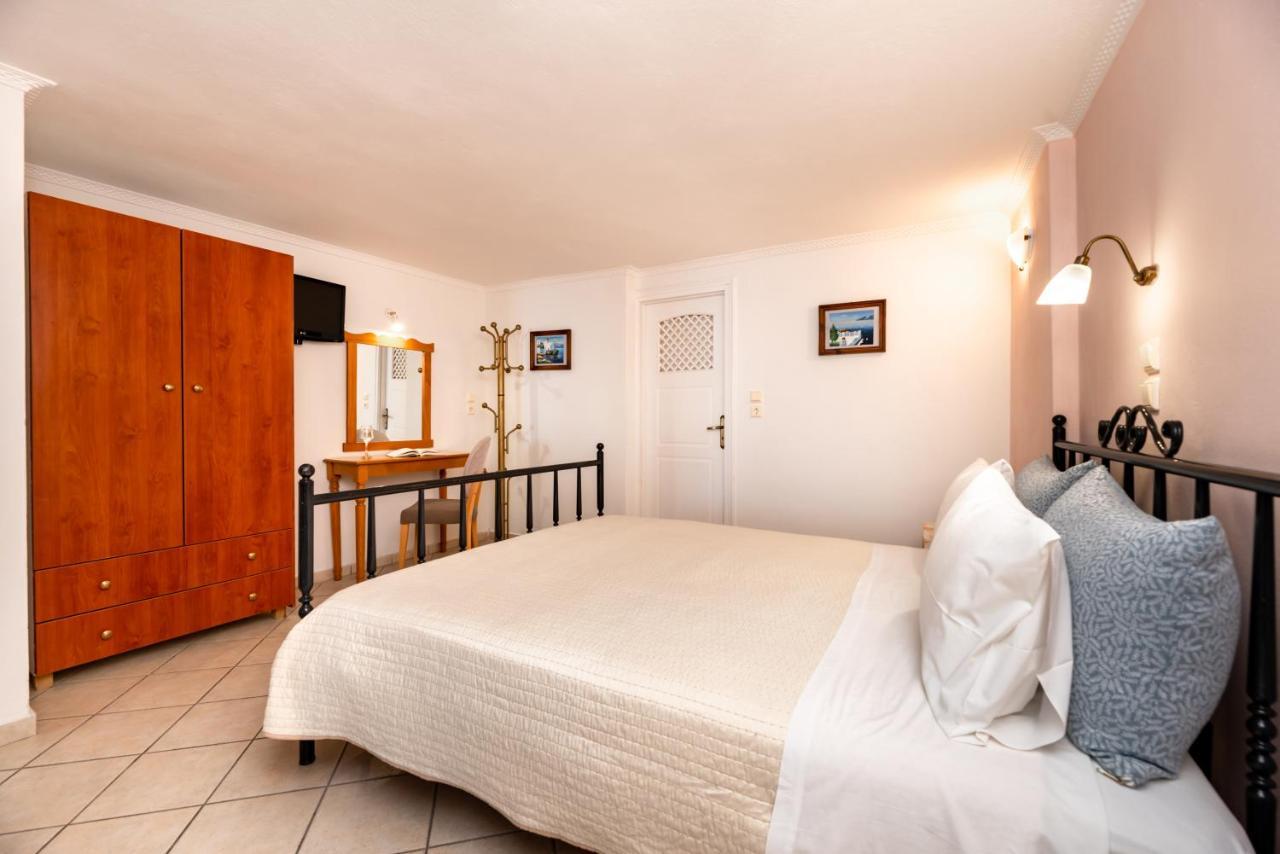 Villa By Hotel Thira Fira  Dış mekan fotoğraf