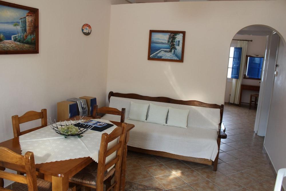 Villa By Hotel Thira Fira  Dış mekan fotoğraf