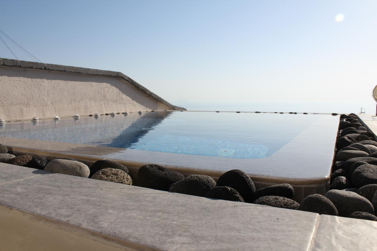 Villa By Hotel Thira Fira  Dış mekan fotoğraf